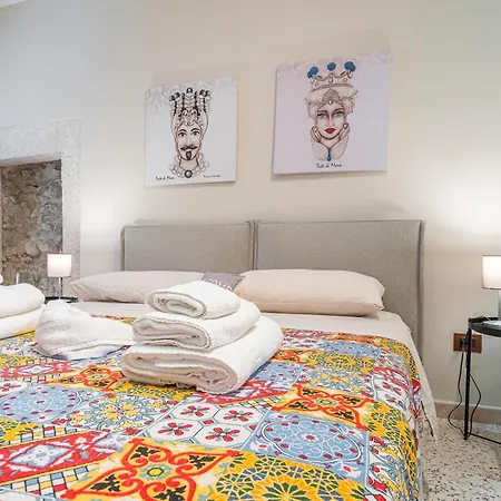 Maison d'hôtes Dimora Cortese Al Duomo Di Ortigia Syracuse