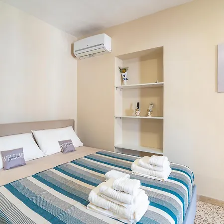 Dimora Cortese Al Duomo Di Ortigia Maison d'hôtes 3*